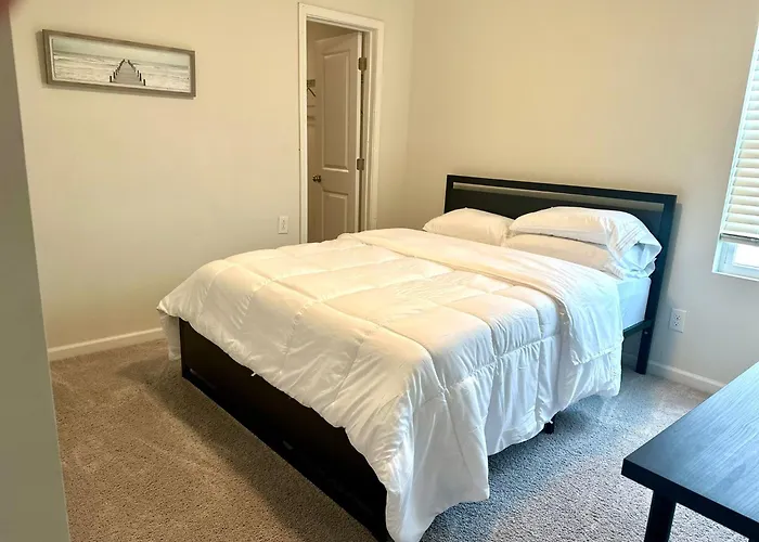 Beautiful Spacious Family-friendly Winston-Salem